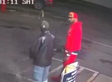 Policial de folga mata homem que sacou arma falsa em posto de gasolina na Carolina do Norte