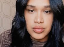 Homem mata ex-companheira transexual a facadas em praça pública de Figueres e lava as mãos em fonte após o crime