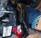 Motociclista tem cabeça esmagada por caminhão em Khan Kambol, Phnom Penh